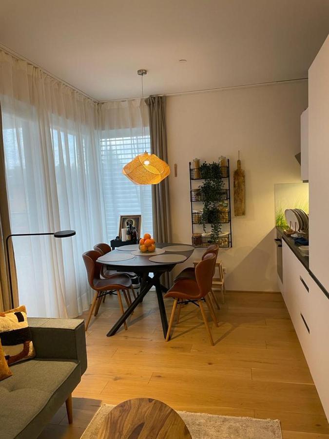 Nikolas Linz Exterior foto